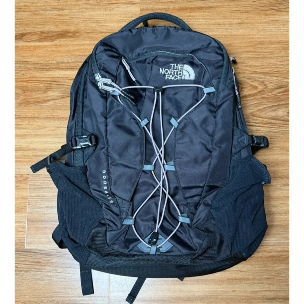 The North Face Women’s Borealis Backpack TNF Black Ashen Purple Lavender Bungee